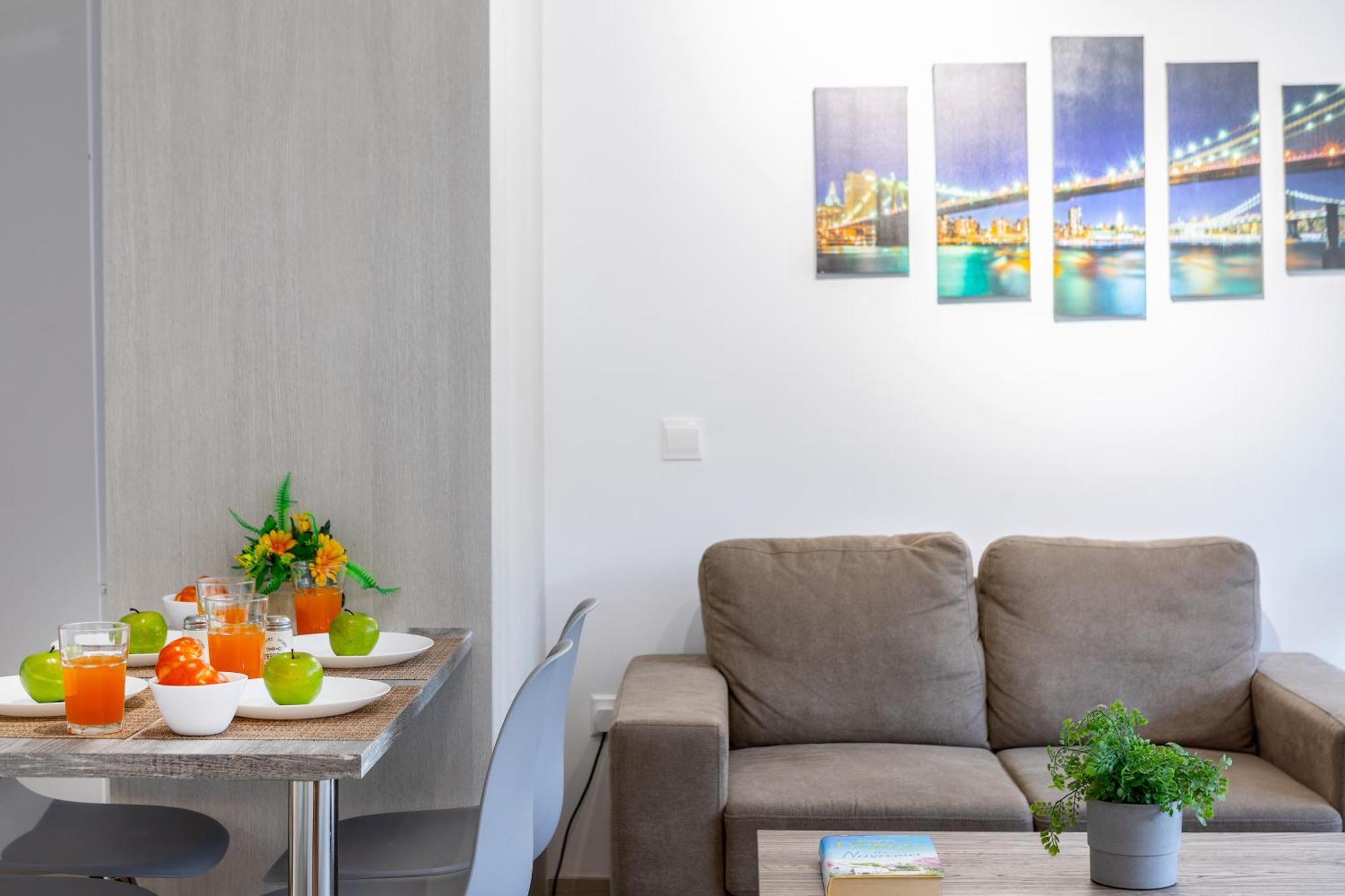 C-Premium Apts 100M From Beach And City Centre Larnaca Eksteriør billede