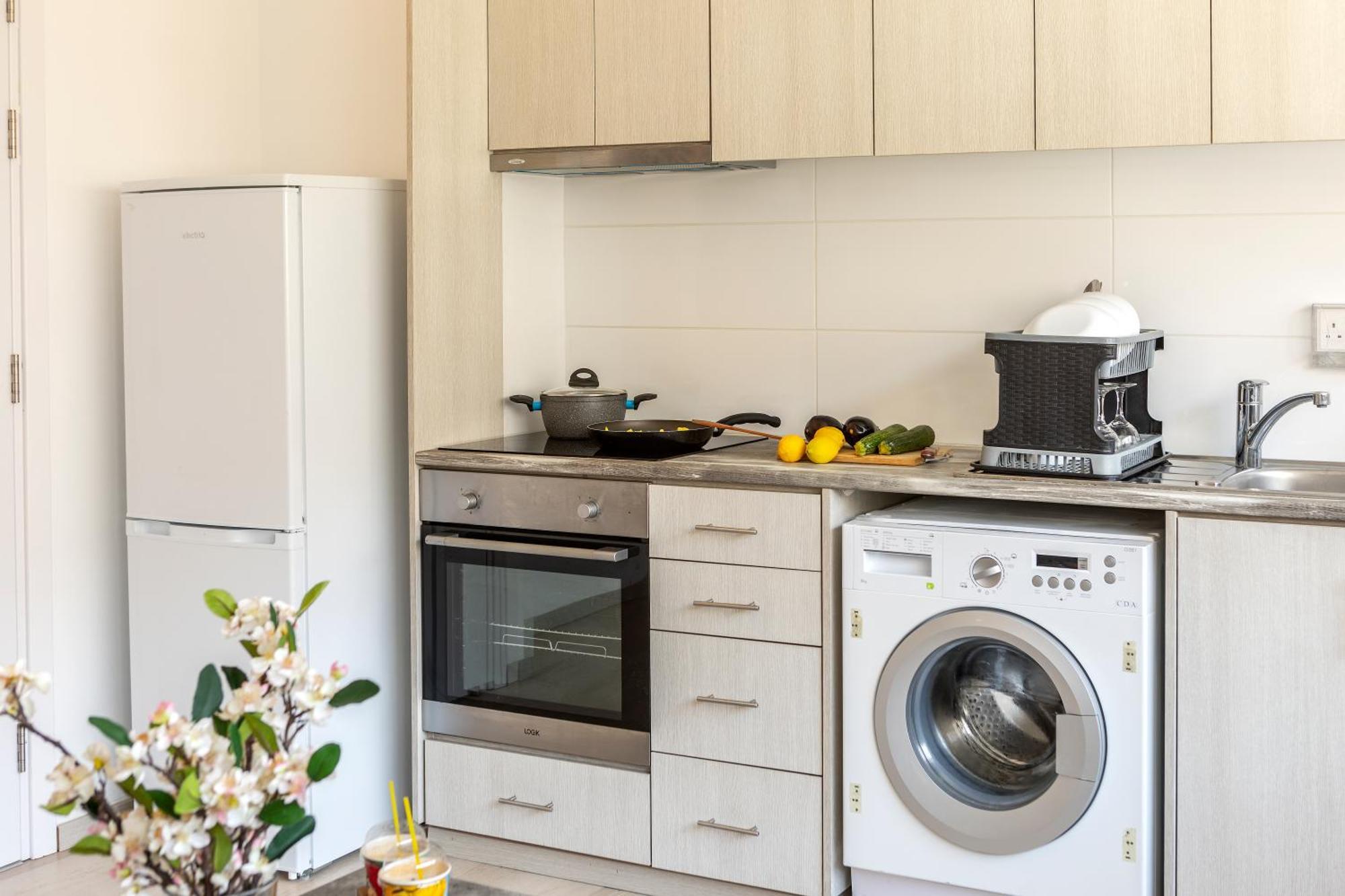 C-Premium Apts 100M From Beach And City Centre Larnaca Eksteriør billede