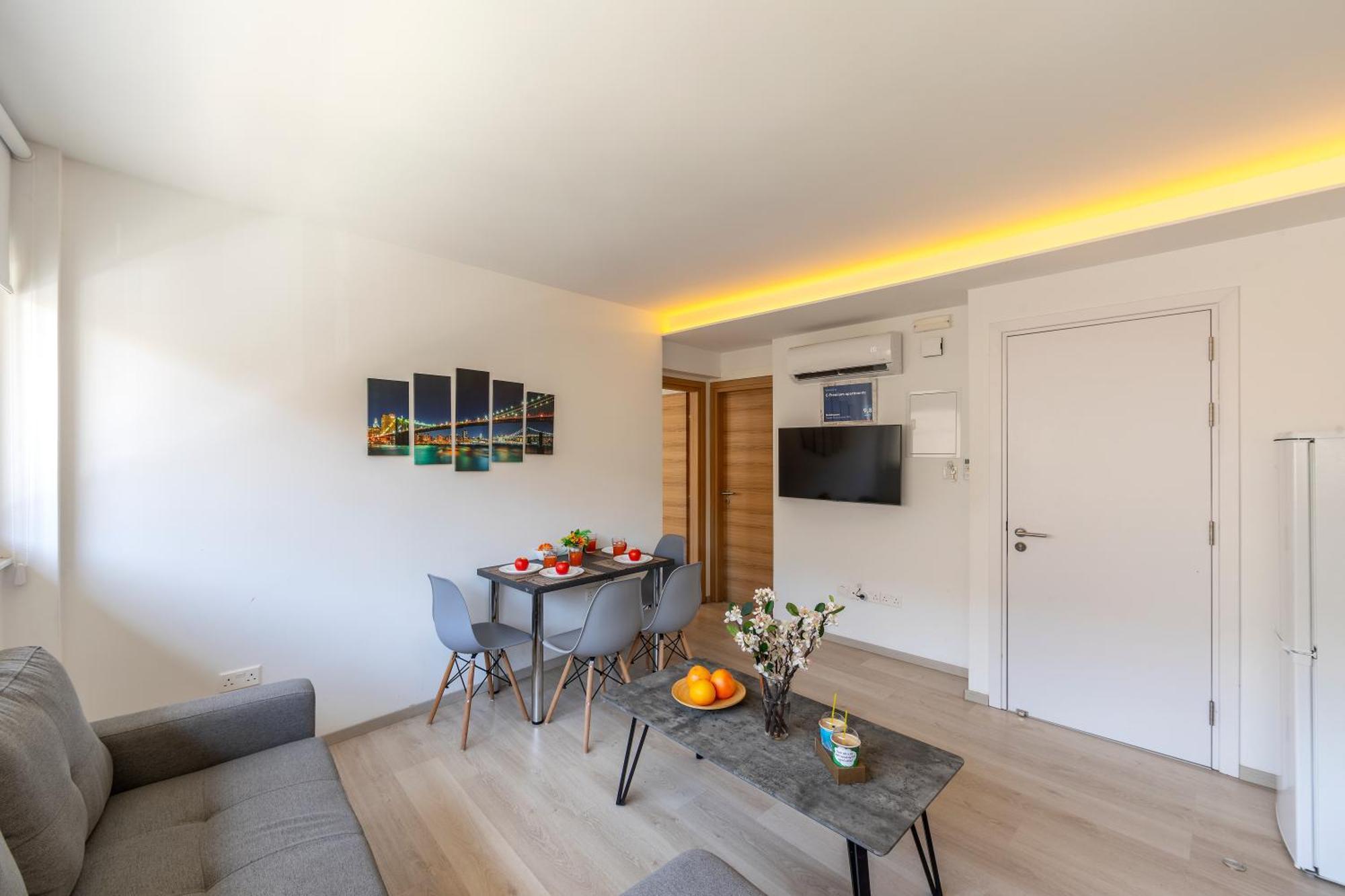C-Premium Apts 100M From Beach And City Centre Larnaca Eksteriør billede