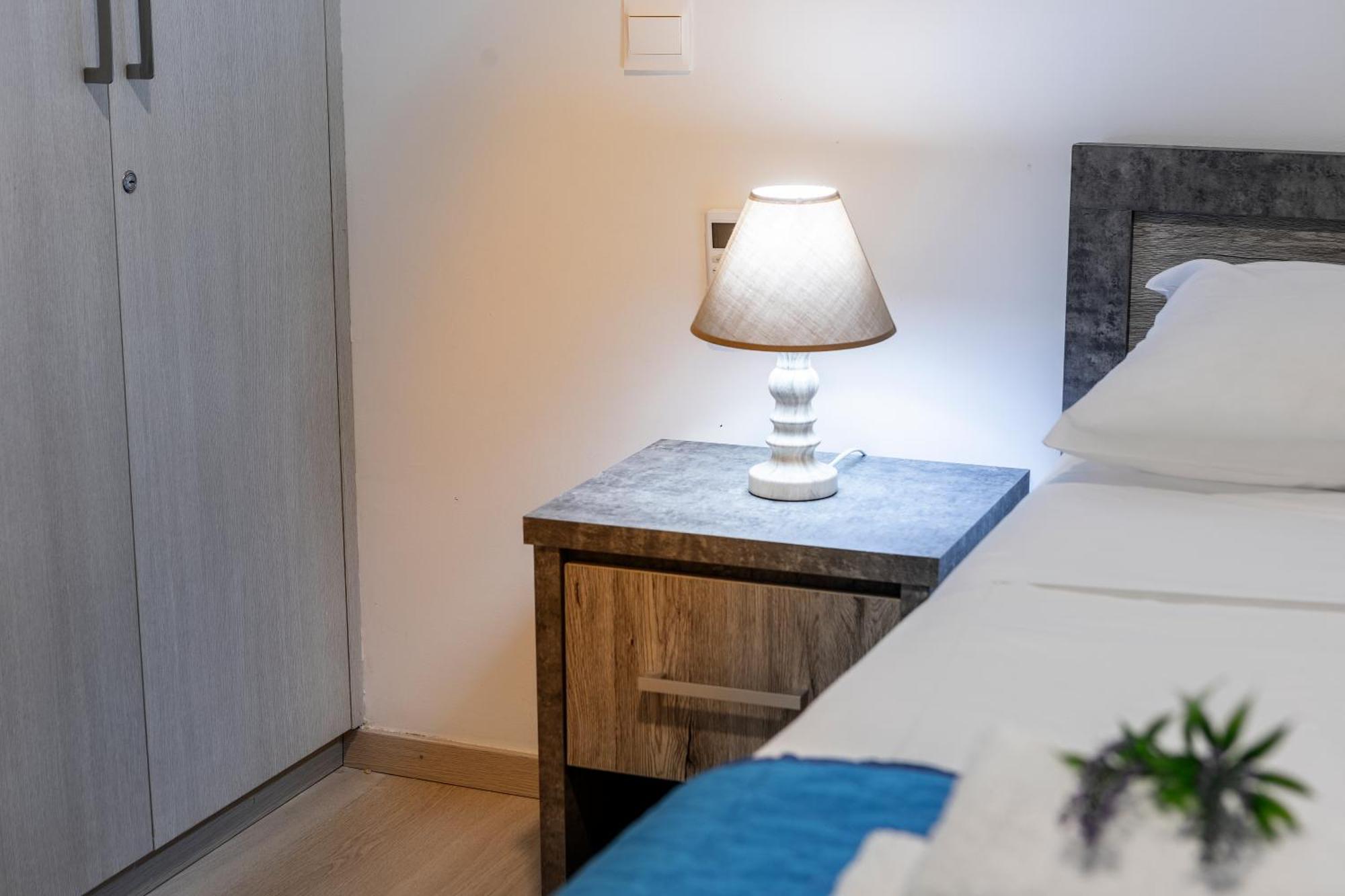 C-Premium Apts 100M From Beach And City Centre Larnaca Eksteriør billede