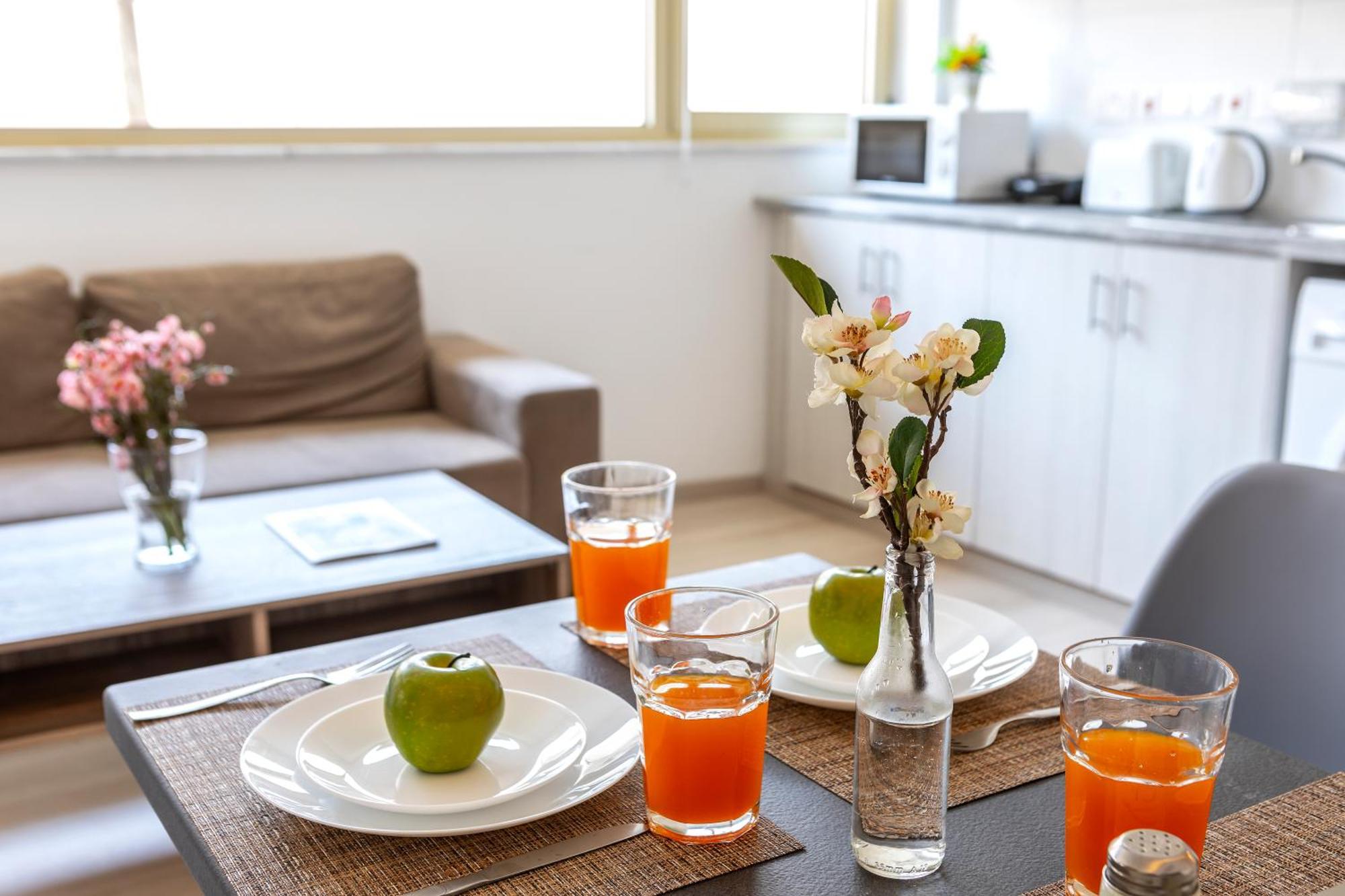 C-Premium Apts 100M From Beach And City Centre Larnaca Eksteriør billede